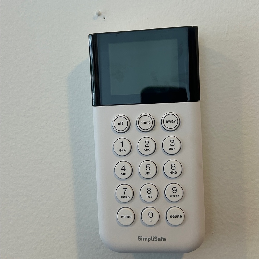 SimpliSafe Lot Keypad Red Entry Sensors and Panic Buttons